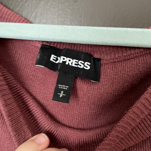 Express Mauve Sweater - Picture 4 of 5